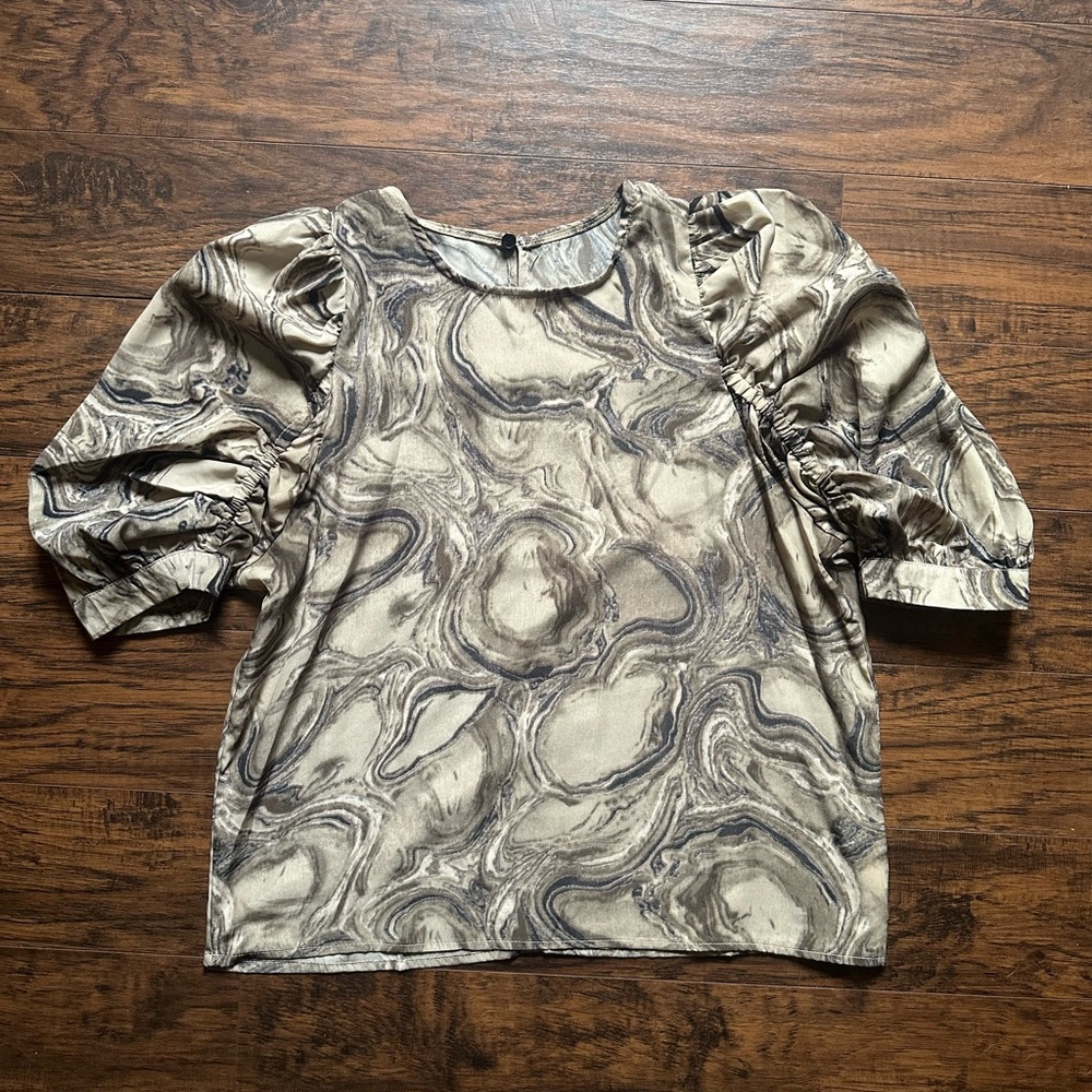 SHEIN Swirl Pattern Puff Sleeve Blouse (Size L)